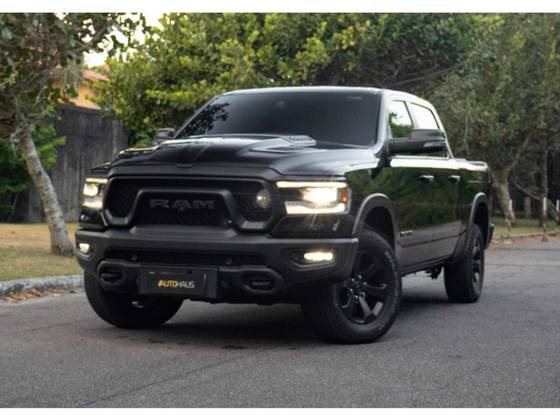 RAM 1500 5.7 V8 GASOLINA REBEL CD 4X4 AUTOMÁTICO